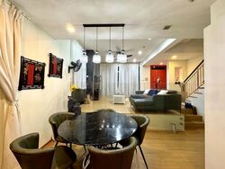 Changi South Avenue 1 (D16), Terrace #453703381